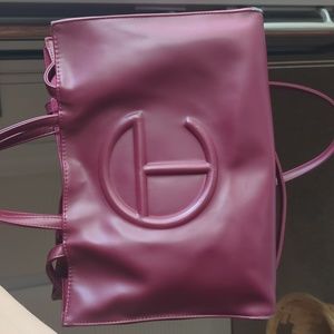 Telfar Medium Tote in Oxblood